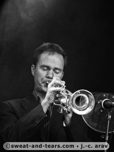 Bluecerne_100828_266