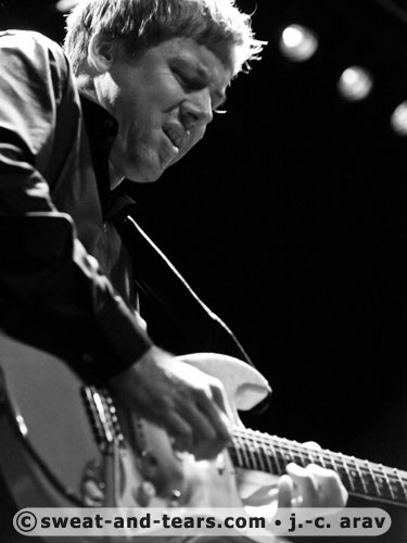 SharrieWilliams_100828_417