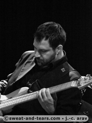 SharrieWilliams_100828_500