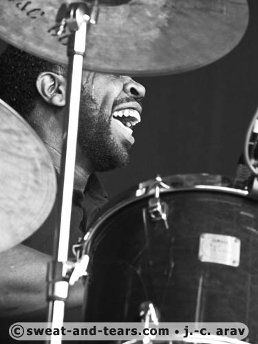 SharrieWilliams_100829_087