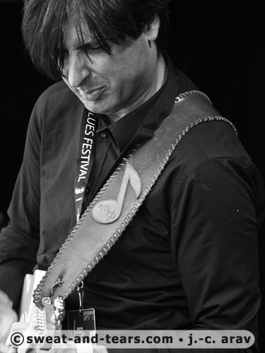 EgidioJukeIngala_100829_360