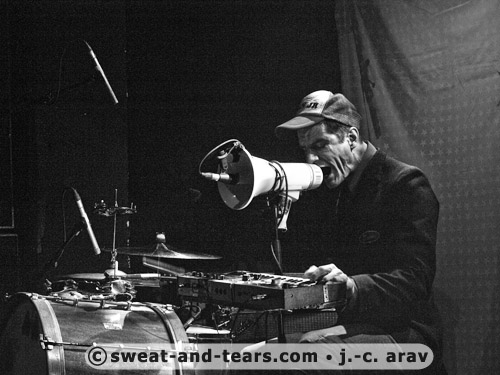 UrbanJunior_110402_142